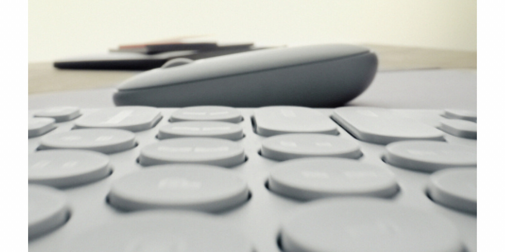 LOGITECH K380S Multi-Device Bluetooth Keyboard - TONAL WHITE - Croatian layout - Slika 3