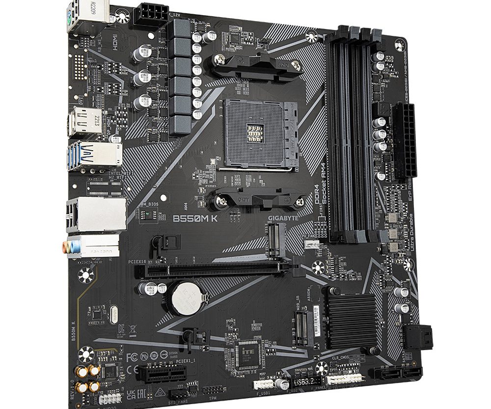 Alternative view of Gigabyte MB B550M K, S.AM4, 4XDDR4/4733(O.C.) PCIe 4.0, G-LAN, HDMI/DP, mATX