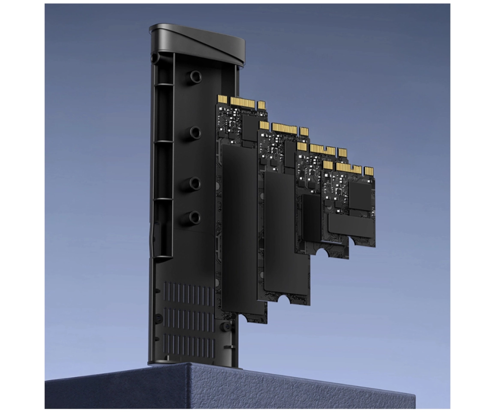 Alternative view of UGREEN vanjsko kućište CM767, SSD M.2 2230-2280 B&M-Key, NVMe, USB C 3.2, 10 Gbps, srebrno