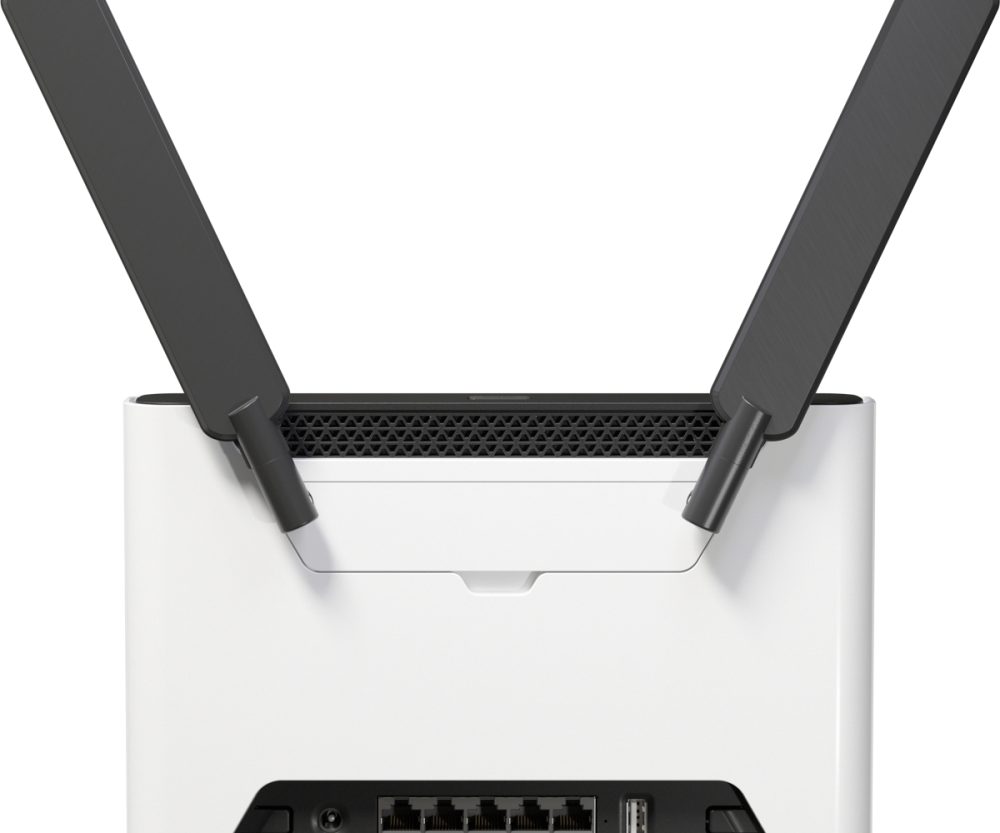 Alternative view of Mikrotik Chateau LTE7 ax, Wi-Fi 6 dual-band router, 4×1G + 1×2,5G LAN, LTE Cat7 modem (R11e-LTE7), RouterOS v7